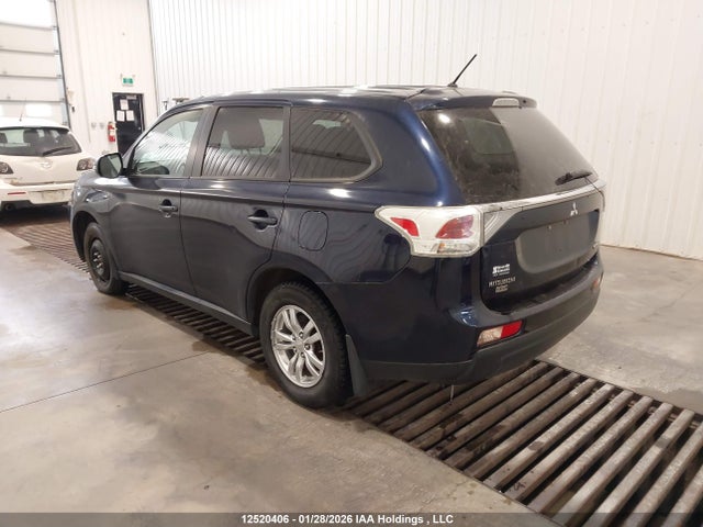 JA4JZ3AX8EZ603525 Mitsubishi Outlander Se