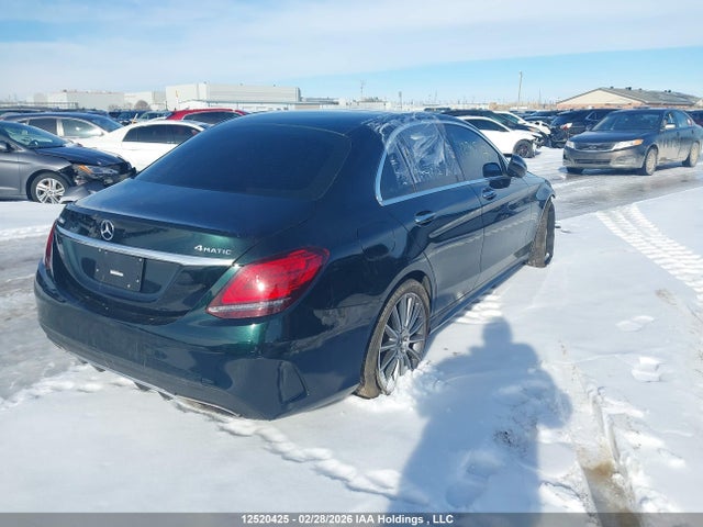 55SWF8EB6KU303269 Mercedes-Benz C 300 4matic