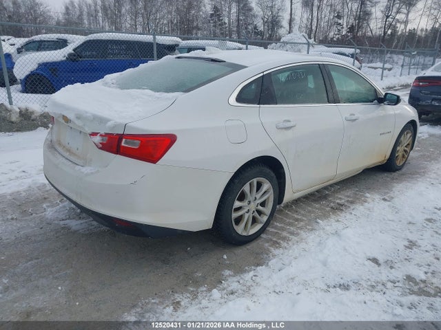 1G1ZD5ST0JF220682 Chevrolet MALIBU LT