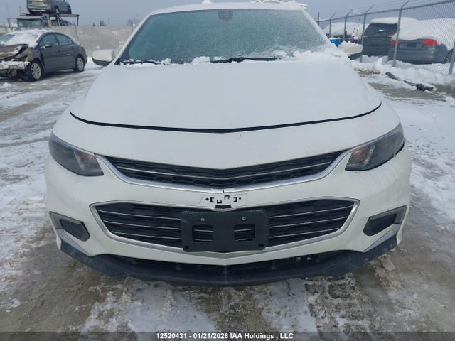 1G1ZD5ST0JF220682 Chevrolet MALIBU LT