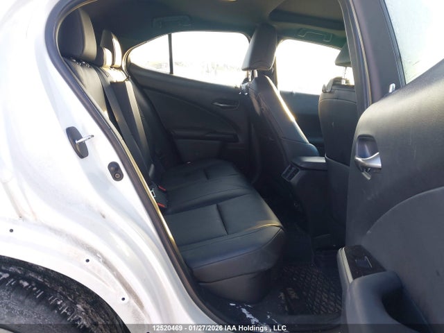 JTHP9JBH1L2022318 Lexus UX 250H