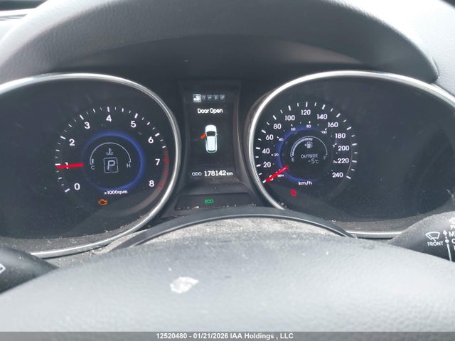 5XYZUDLA3EG173682 Hyundai Santa Fe