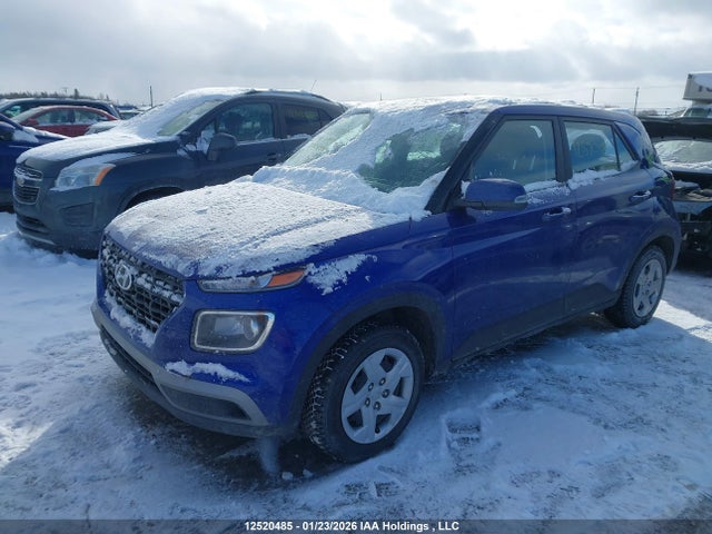Hyundai Venue Essential 2024 KMHRB8A36RU300894 Image 2