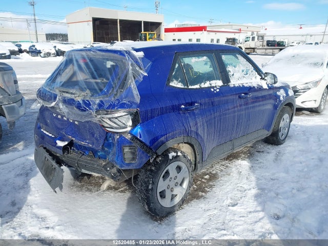 Hyundai Venue Essential 2024 KMHRB8A36RU300894 Image 4