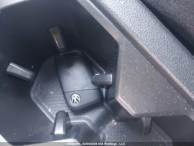 3VVLX7B21RM093283 Volkswagen Taos Comfortline Black Edition