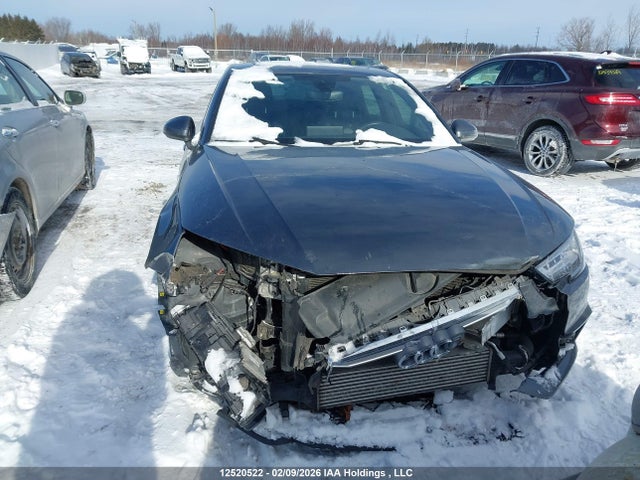 12520522 :رقم المزاد ، WAUFNAF42JA206361 vin ، 2018 Audi A4 مزاد بيع