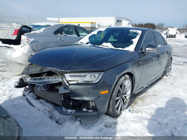 12520522 :رقم المزاد ، WAUFNAF42JA206361 vin ، 2018 Audi A4 مزاد بيع