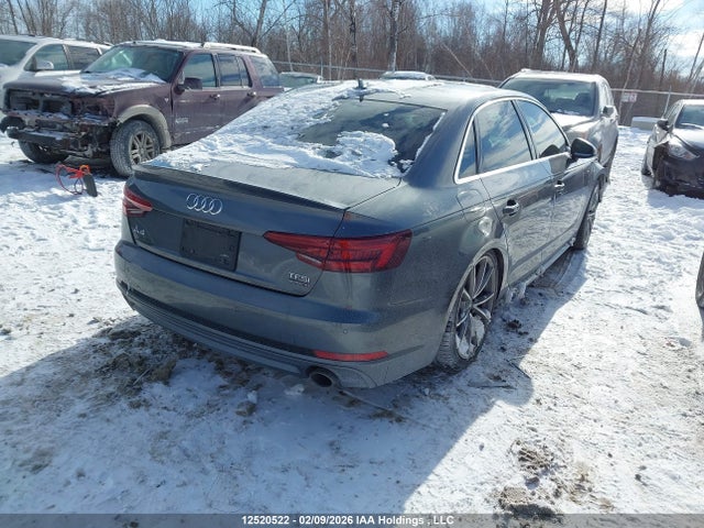 12520522 :رقم المزاد ، WAUFNAF42JA206361 vin ، 2018 Audi A4 مزاد بيع