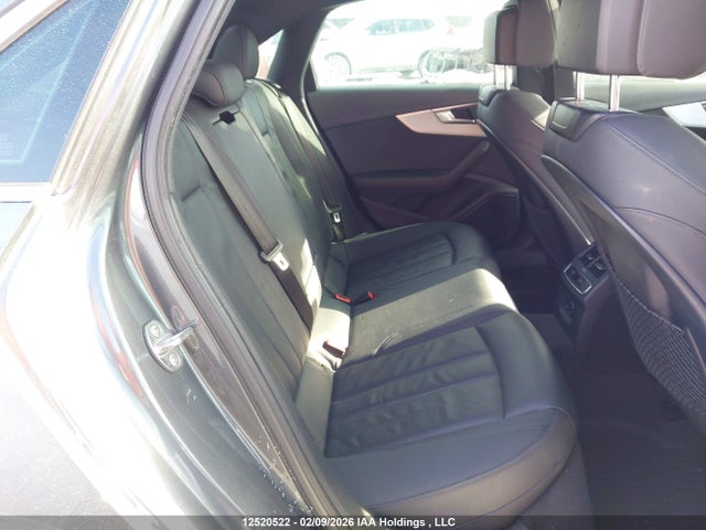 12520522 :رقم المزاد ، WAUFNAF42JA206361 vin ، 2018 Audi A4 مزاد بيع