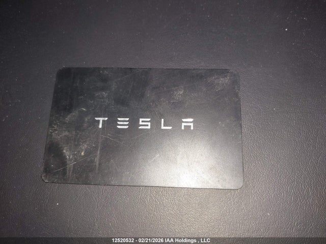 7SAYGAEE4RF078386 Tesla Model Y