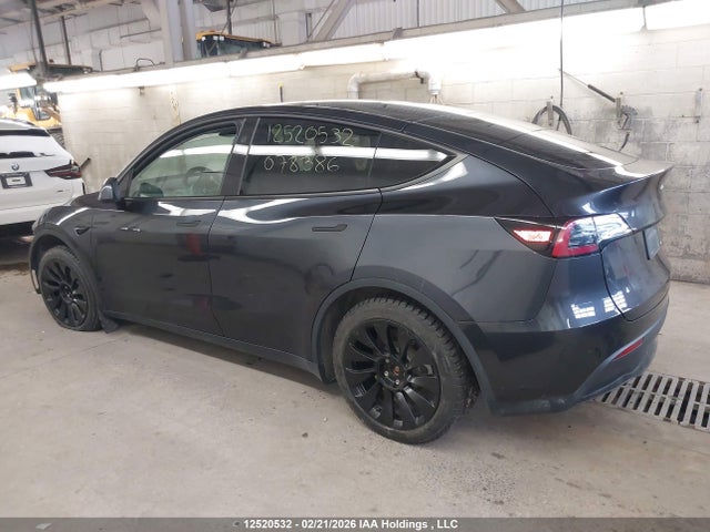 7SAYGAEE4RF078386 Tesla Model Y
