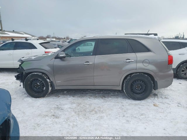 5XYKWDA76FG617352 KIA Sorento