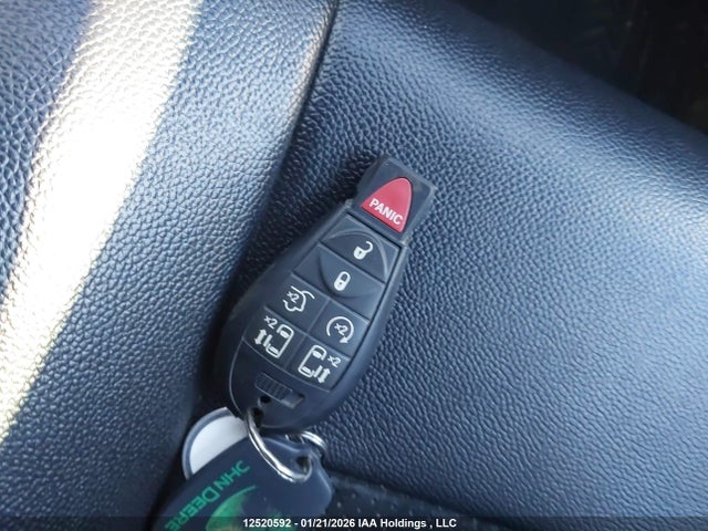 2C4RDGBG7ER372866 Dodge Grand Caravan Se