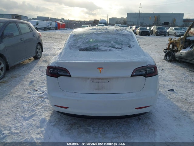 12520597 :رقم المزاد ، 5YJ3E1EAXMF861876 vin ، 2021 Tesla Model 3 Standard Range/standard Range Plus مزاد بيع