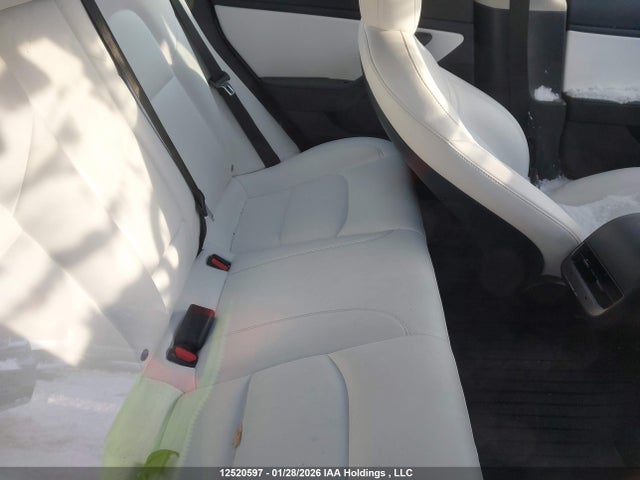 12520597 :رقم المزاد ، 5YJ3E1EAXMF861876 vin ، 2021 Tesla Model 3 Standard Range/standard Range Plus مزاد بيع