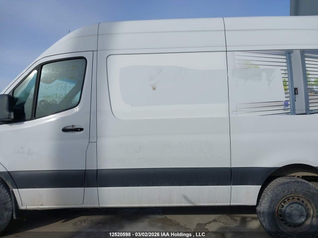 W1Y4DBHY8NP456513 Mercedes-Benz Sprinter 2500 Standard Roof I4 Diesel