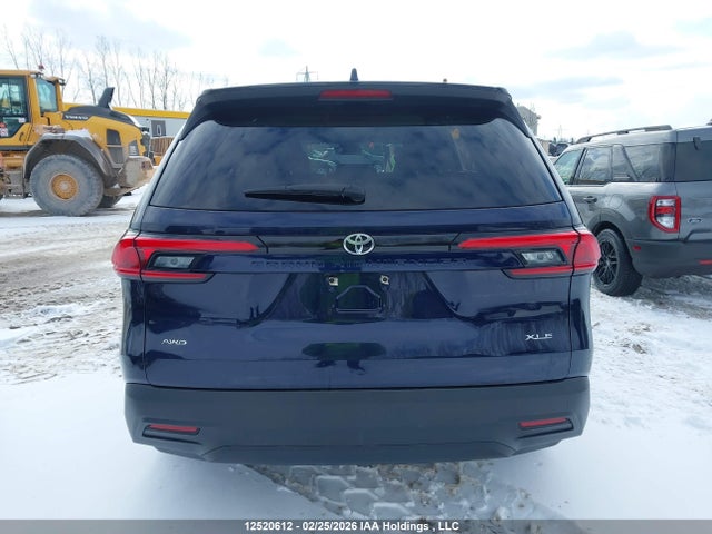 Aukcja sprzedaży 2024 Toyota Grand Highlander Xle/limited/platinum, vin: 5TDAAAB51RS000602, numer aukcji: 12520612