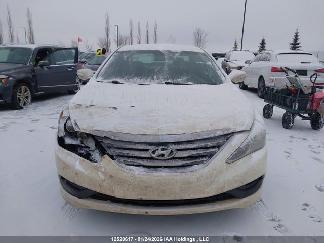 5NPEB4AC0EH936985 Hyundai SONATA GL