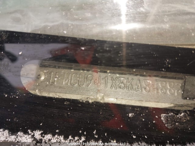 12520618 :رقم المزاد ، 1FMCU941X8KA84882 vin ، 2008 Ford Escape Limited مزاد بيع
