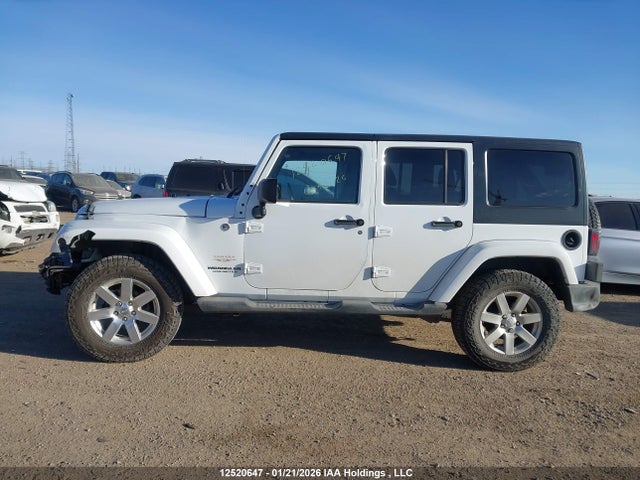 1C4BJWEG6FL522671 Jeep Wrangler Unlimited Sahara