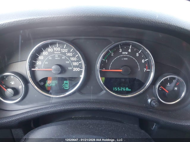 1C4BJWEG6FL522671 Jeep Wrangler Unlimited Sahara