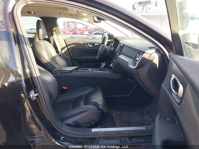 YV1A22SL4L2398415 Volvo V60 T6 Inscription