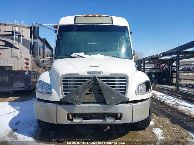Продажа на аукционе авто 2020 Freightliner Chassis B2b, vin: 4UZABRFD7LCLP7565, номер лота: 12520716
