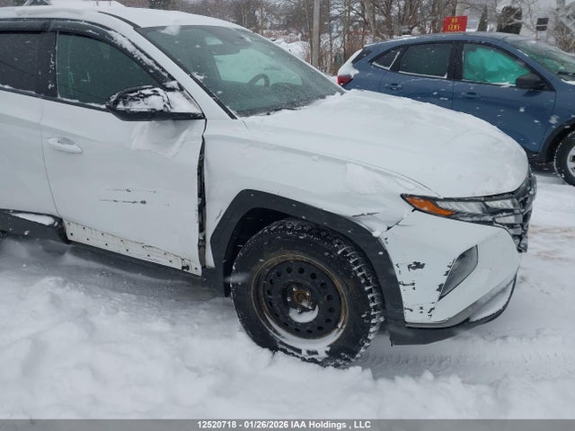 12520718 :رقم المزاد ، KM8JBCAE3NU074650 vin ، 2022 Hyundai Tucson Essential Awd مزاد بيع