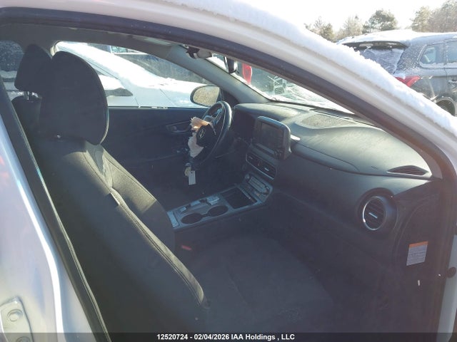 KM8K23AG5MU133721 Hyundai Kona