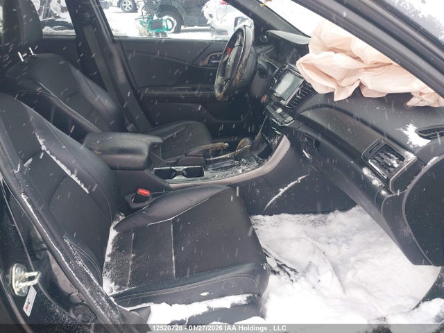 1HGCR2F57GA806151 Honda Accord