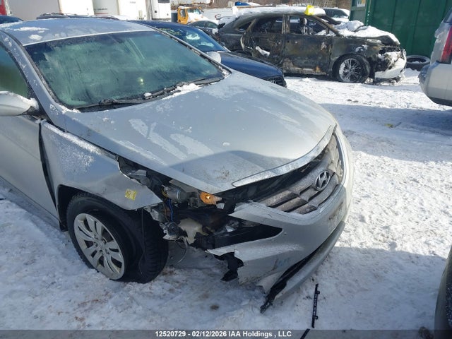 2012 Hyundai Sonata Gl მანქანა იყიდება აუქციონზე, vin: 5NPEB4AC5CH465557, აუქციონის ნომერი: 12520729