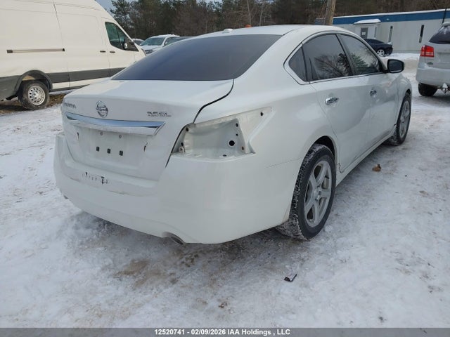12520741 :رقم المزاد ، 1N4BL3AP4DN417245 vin ، 2013 Nissan Altima 3.5s/3.5sv/3.5sl مزاد بيع
