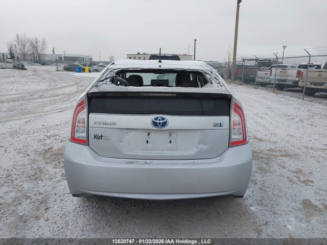 2015 Toyota Prius მანქანა იყიდება აუქციონზე, vin: JTDKN3DU9F0421748, აუქციონის ნომერი: 12520747