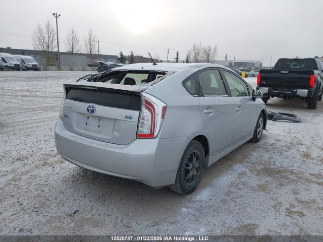 2015 Toyota Prius მანქანა იყიდება აუქციონზე, vin: JTDKN3DU9F0421748, აუქციონის ნომერი: 12520747