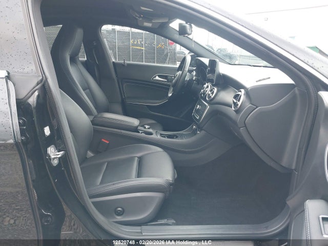 WDDSJ4GB2JN677968 Mercedes-Benz CLA 250 4MATIC