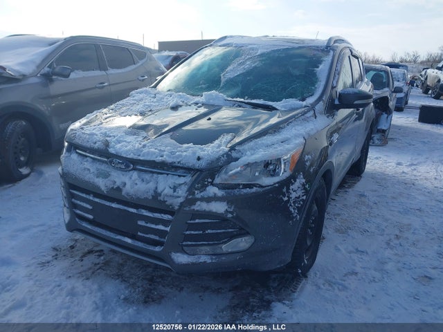 1FMCU9J98FUA83905 Ford Escape Titanium