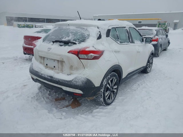 Nissan Kicks 2019 3N1CP5CU6KL553992 Image 4