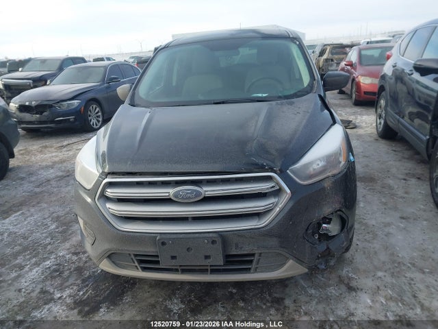 1FMCU9GDXHUA97156 Ford Escape