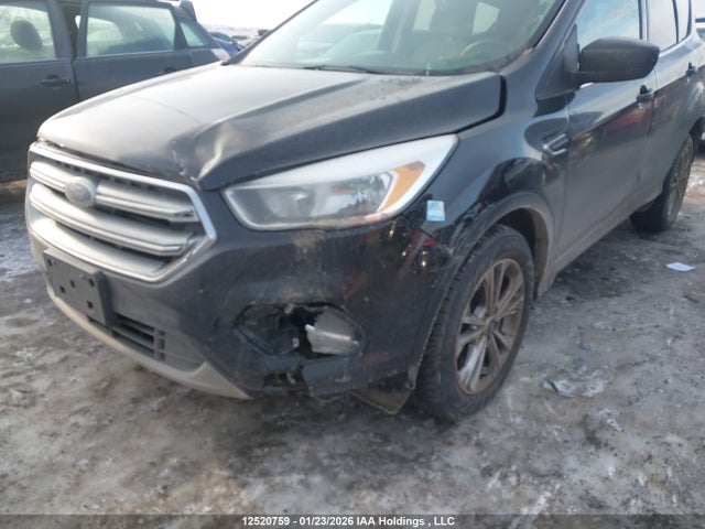 1FMCU9GDXHUA97156 Ford Escape