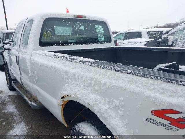 2008 Ford F-250 Fx4/lariat/xl/xlt მანქანა იყიდება აუქციონზე, vin: 1FTSX21538EB31738, აუქციონის ნომერი: 12520763