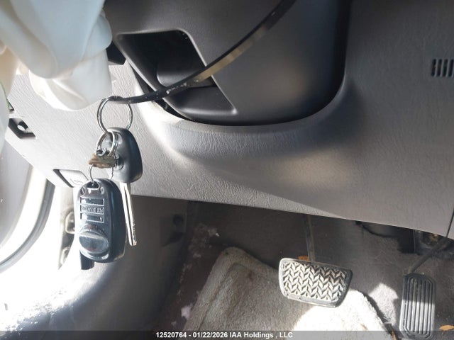 2006 Toyota Solara მანქანა იყიდება აუქციონზე, vin: 4T1FA38PX6U079300, აუქციონის ნომერი: 12520764