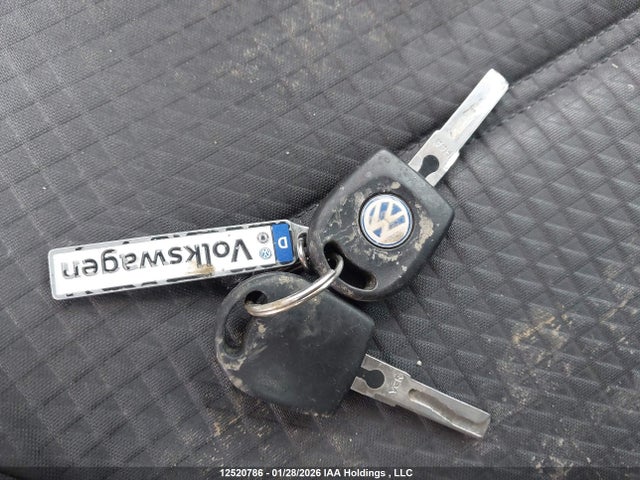 3VW1K7AJ5FM340553 Volkswagen Jetta 2.0l Trendline/2.0l Trendline+