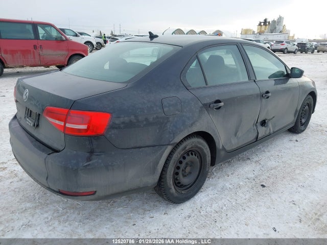 3VW1K7AJ5FM340553 Volkswagen Jetta 2.0l Trendline/2.0l Trendline+