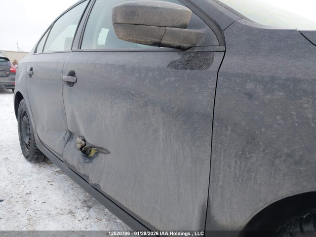 3VW1K7AJ5FM340553 Volkswagen Jetta 2.0l Trendline/2.0l Trendline+