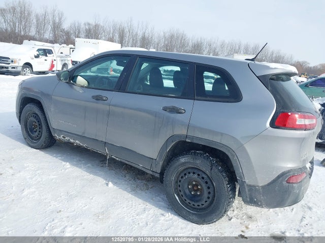 1C4PJMABXGW150269 Jeep Cherokee Sport