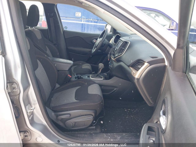 1C4PJMABXGW150269 Jeep Cherokee Sport