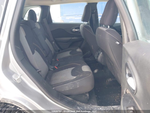 1C4PJMABXGW150269 Jeep Cherokee Sport