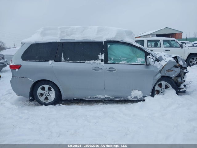 5TDKK3DC1FS630284 Toyota Sienna