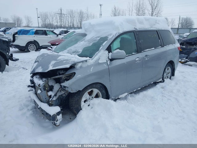 5TDKK3DC1FS630284 Toyota Sienna