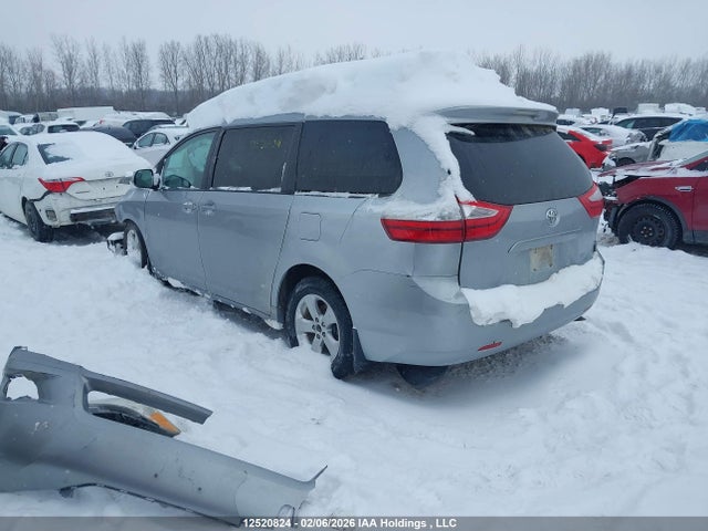 5TDKK3DC1FS630284 Toyota Sienna